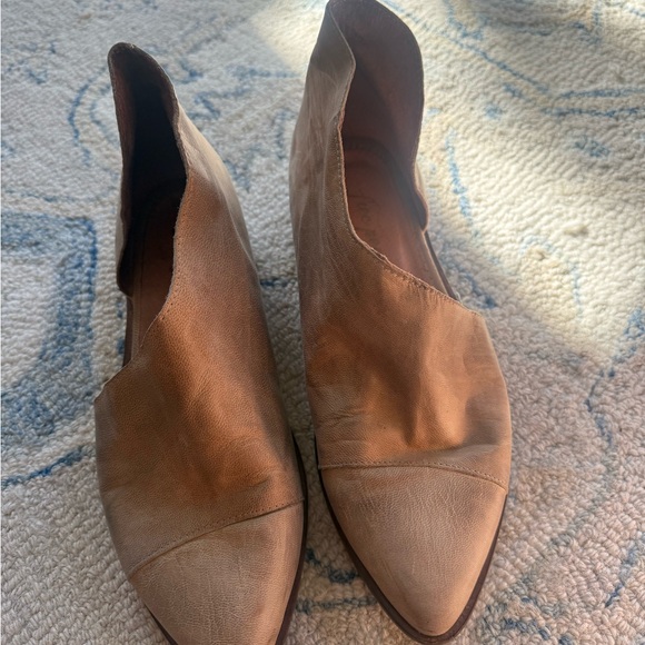 Free People leather Tan Women's Flats - Picture 2 of 6